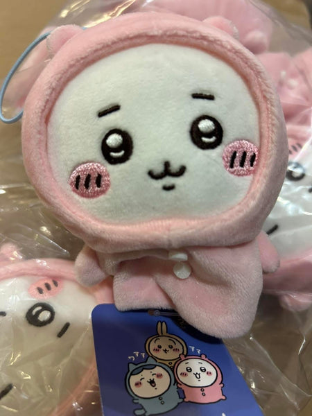 JAIA Chiikawa and Friends Pajama Party Chiikawa Small Plush Finger Puppet Keychain (In-stock)